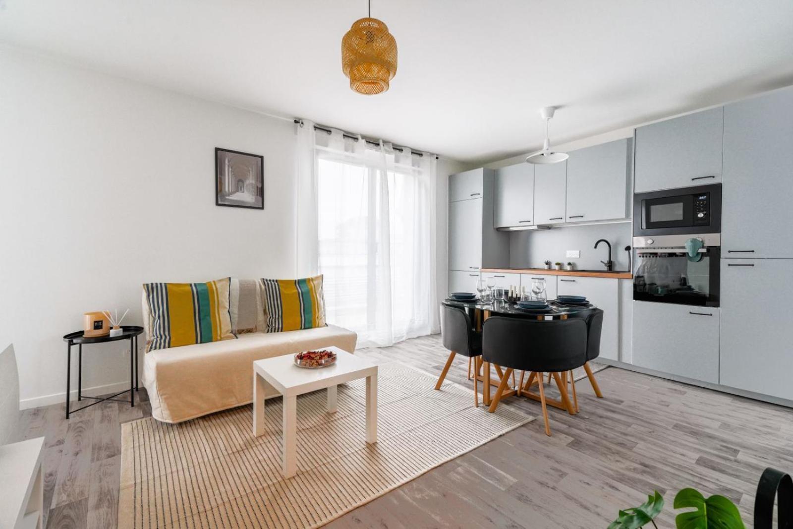 Evasion Urbaine A Apartment Clamart